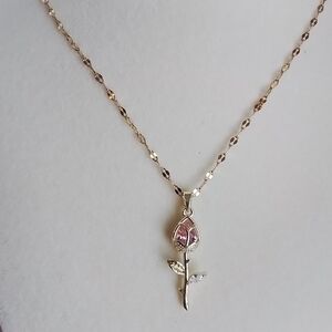 Elegant Pink Flower Pendant Necklace